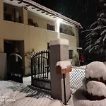 La Casa Di Elena Гостевой дом Камерино