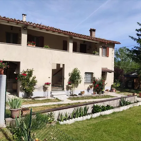La Casa Di Elena Guest house